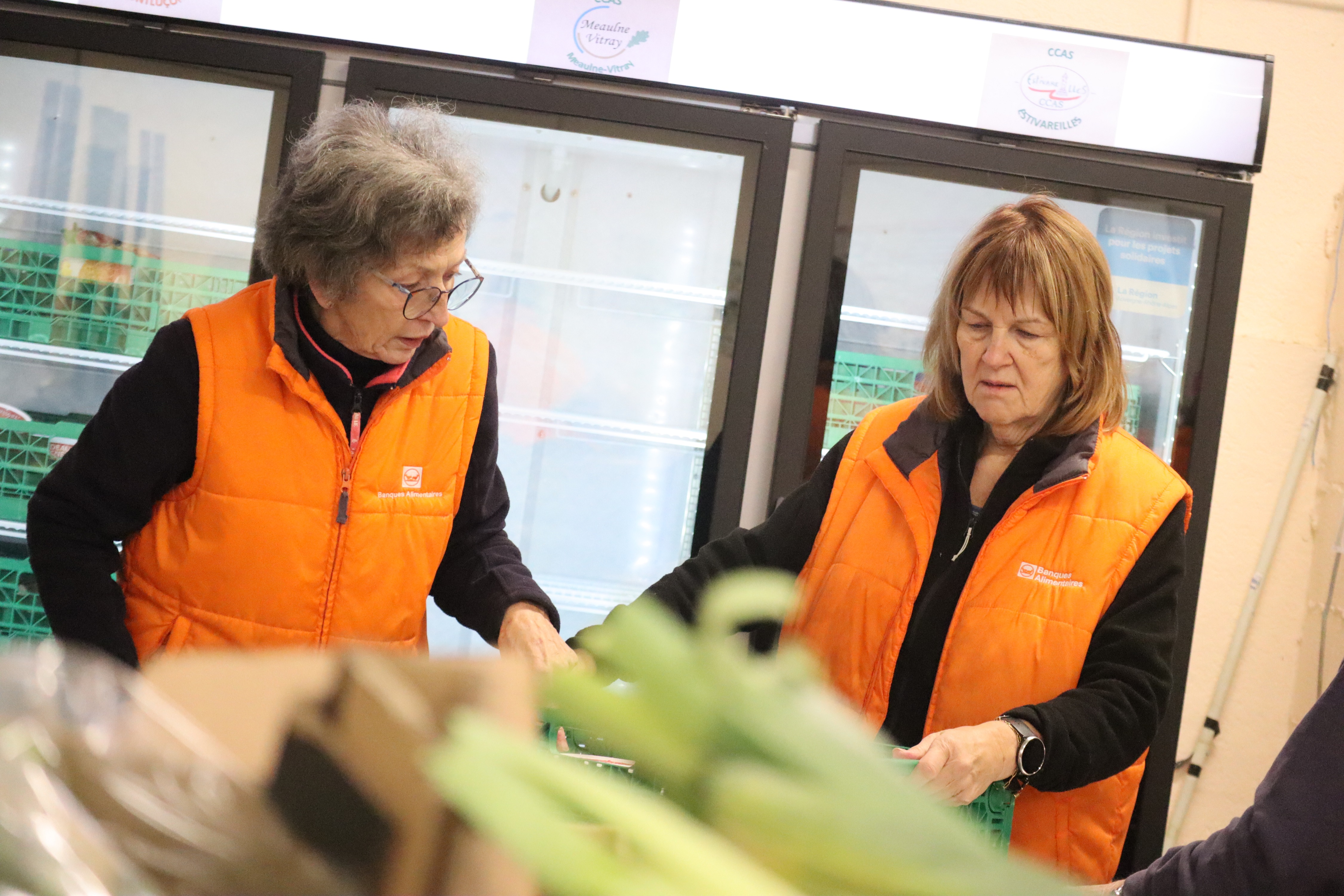 Banque alimentaire Montlu&ccedil;on novembre 2024 solidarit&eacute; nourriture (1).JPG (2.97 MB)