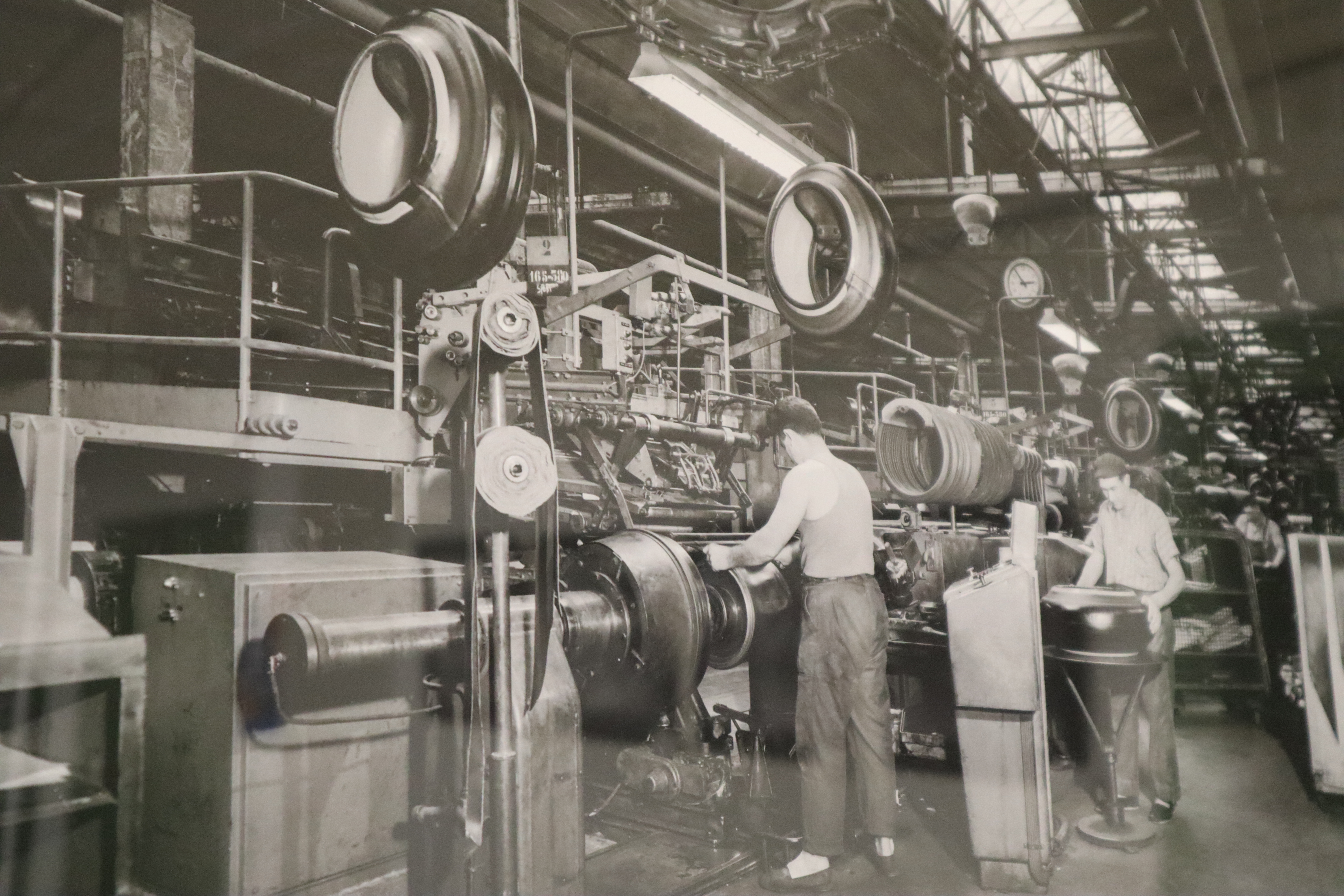 Exposition photographique Robert Parant industrie 3 .JPG (8.48 MB)