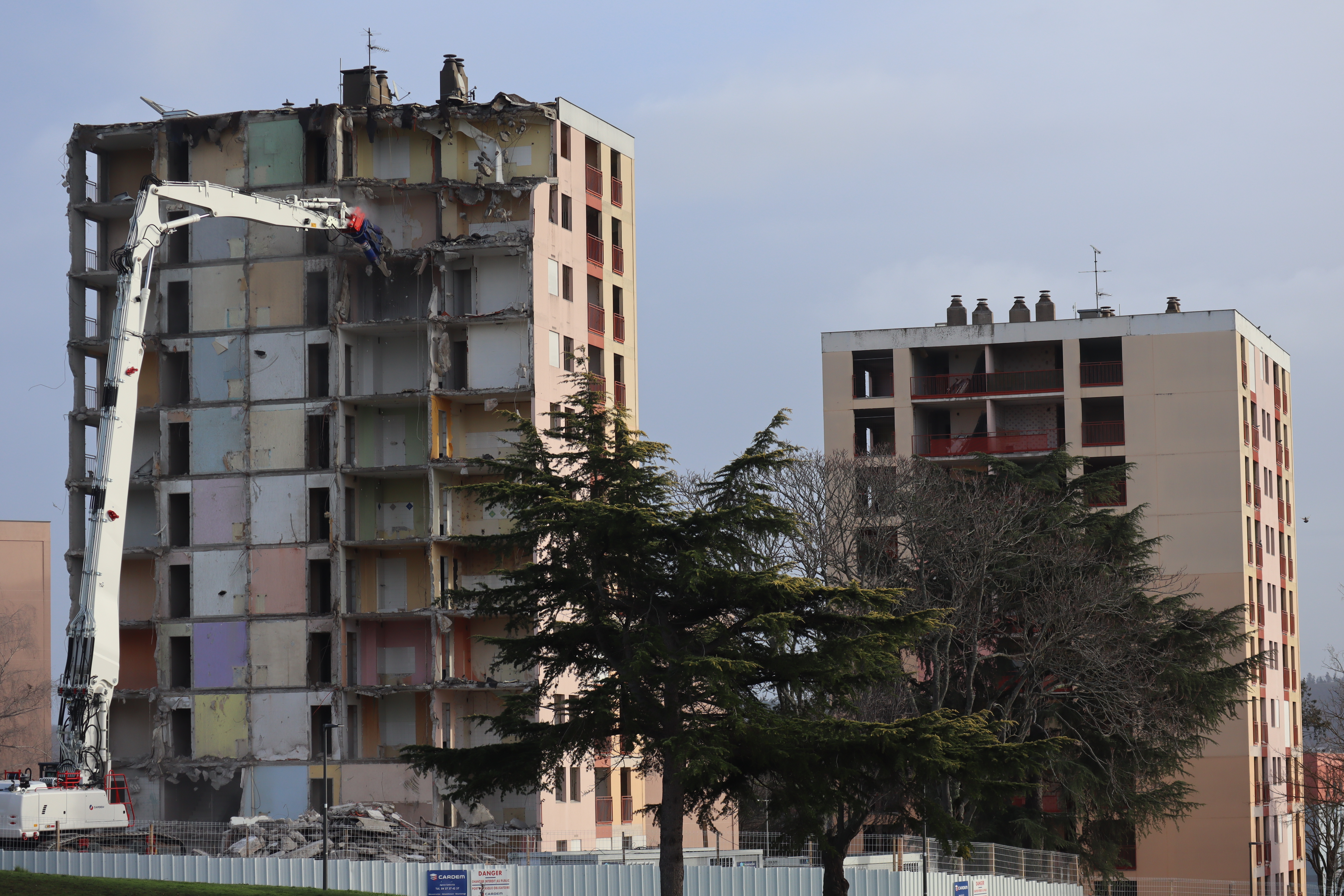 Grignotage logement social Bien Assis Montlu&ccedil;on habitat.JPG (8.60 MB)