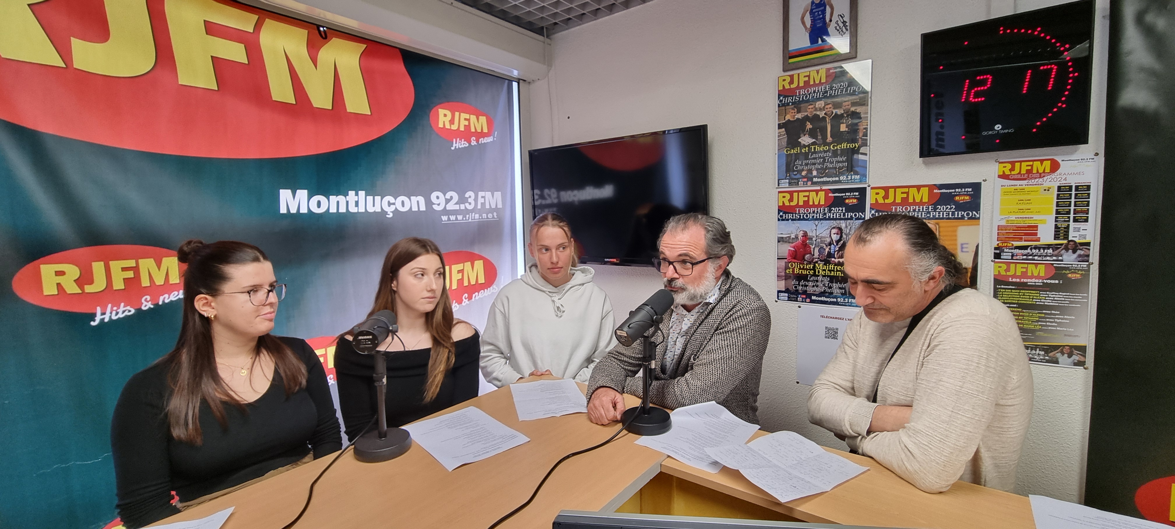 IUT MT2E studio 2024.jpg (2.17 MB)