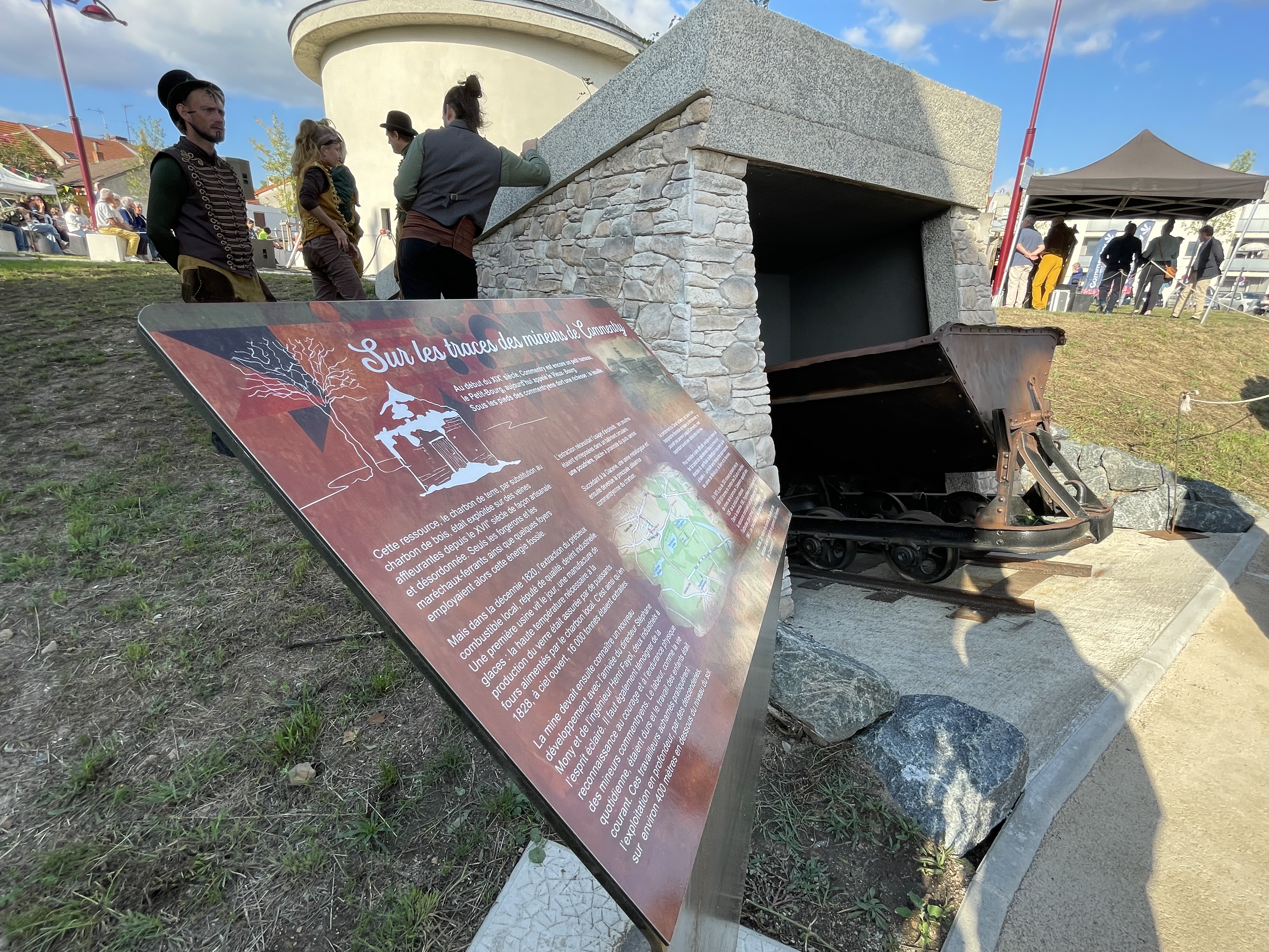 La Poudrière Commentry OK.jpeg (3.23 MB)