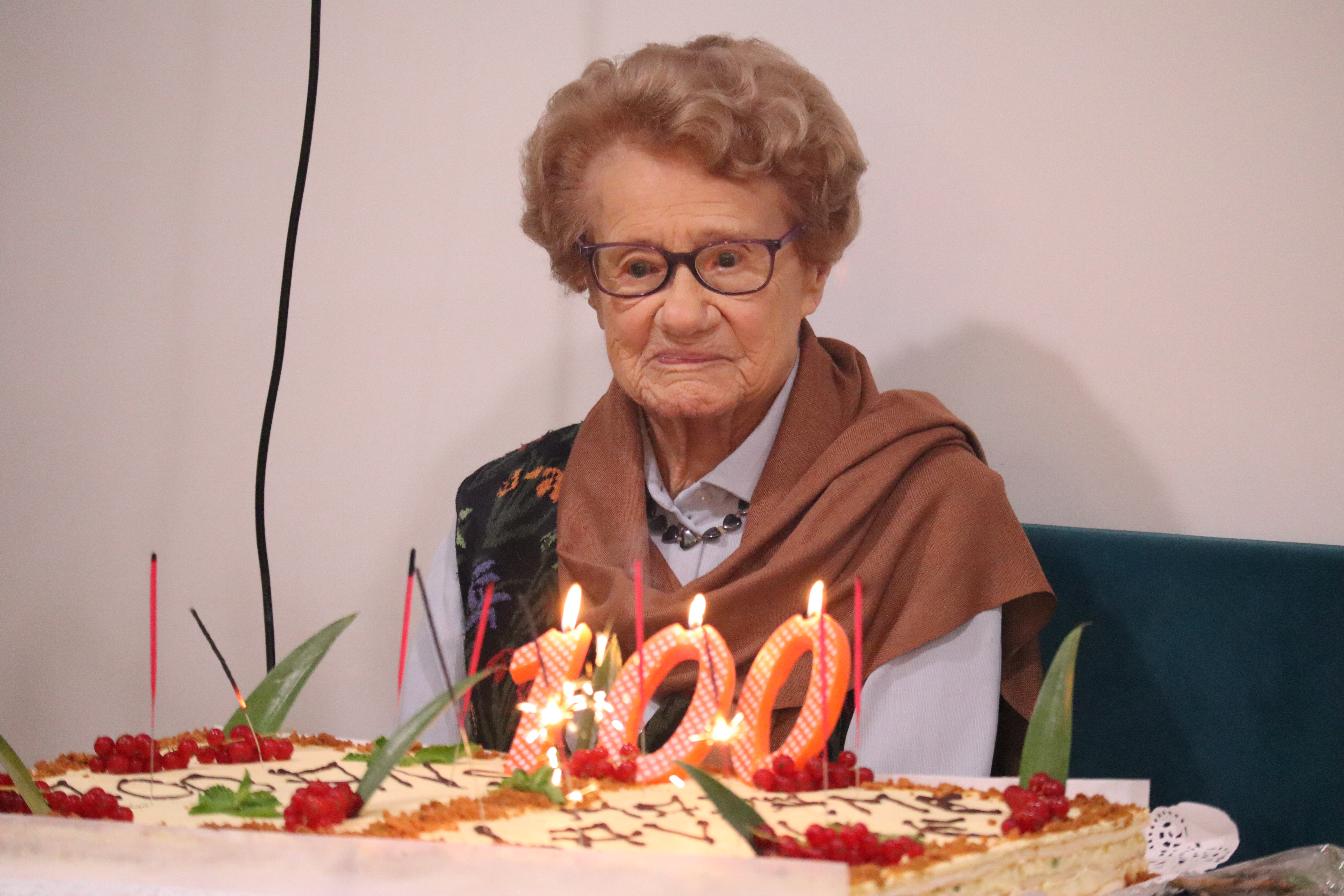 Suzanne Laville centenaire (1).JPG (8.20 MB)