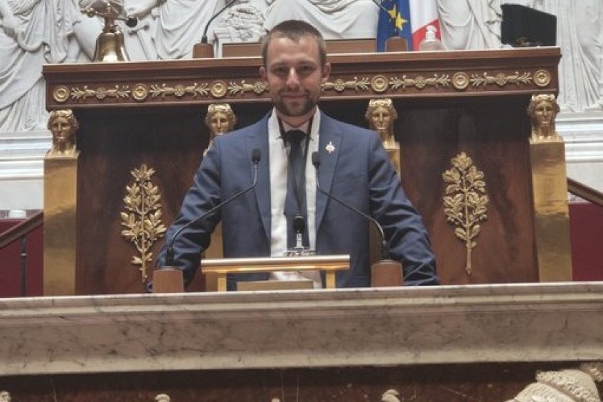 De son camion de chauffeur-livreur aux bancs de l'Assemblée nationale : le changement de vie de Jorys Bovet