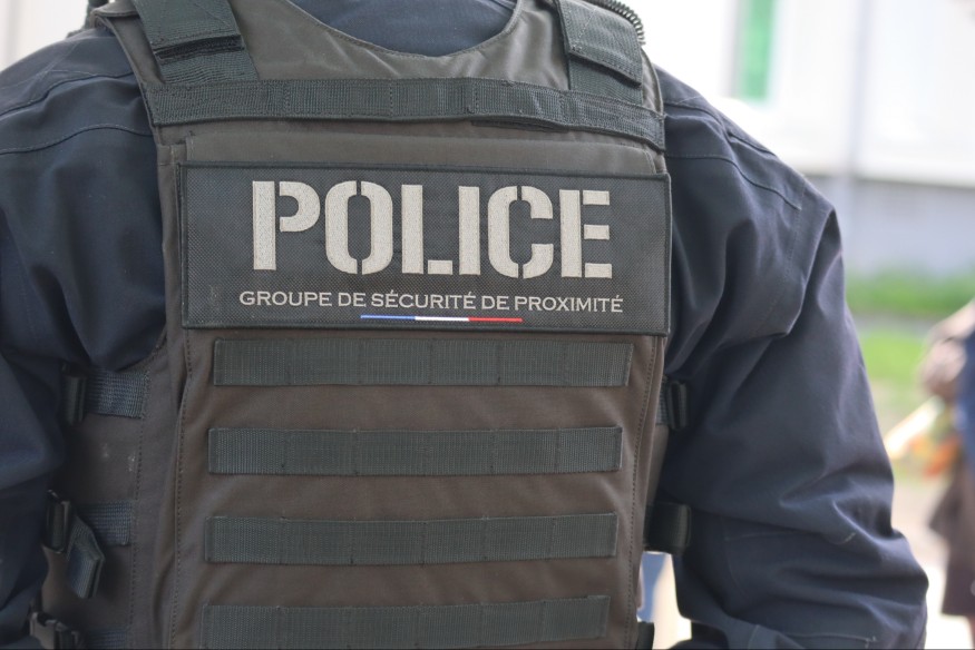 Il avait jeté un pétard en direction de policiers : un habitant de Pierre-Leroux condamné
