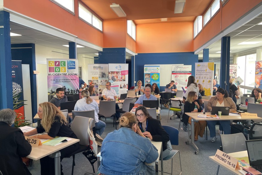 Une journée pour trouver des solutions de formation à des jeunes hier au CIO