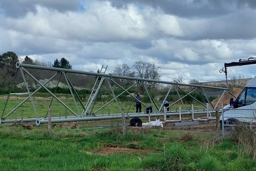 (Enfin) une antenne de téléphonie mobile à Meaulne-Vitray :  "les gens ont tout de suite remarqué la différence"