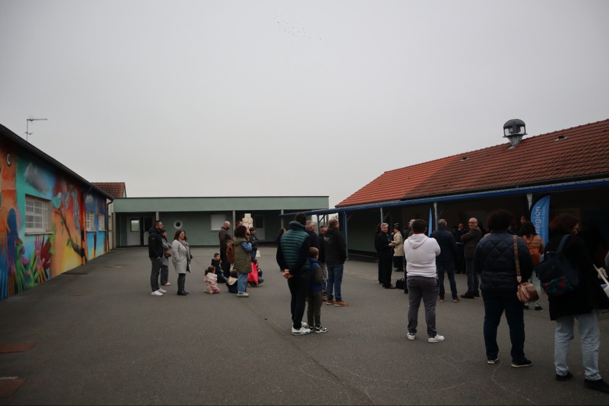 A Villebret, l'école totalement restructurée a été inaugurée