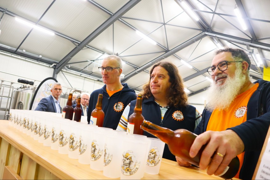 Les débuts prometteurs de la Bière des ducs brassée à l'ESAT Les Ecluses à Prémilhat