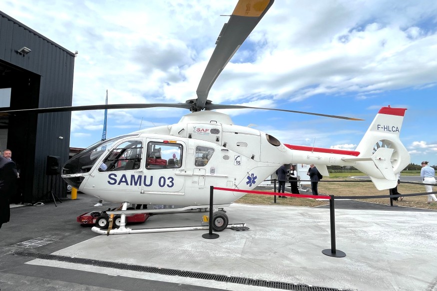 L'HéliSmur reprend du service dans l'Allier, une hélistation inaugurée à Saint-Pourçain pour l'accueillir